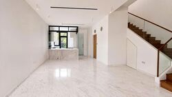 Loyang Besar Close (D17), Terrace #607546751